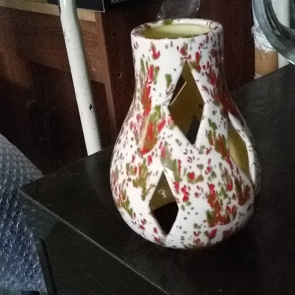 Cover - Picture 2 of 3